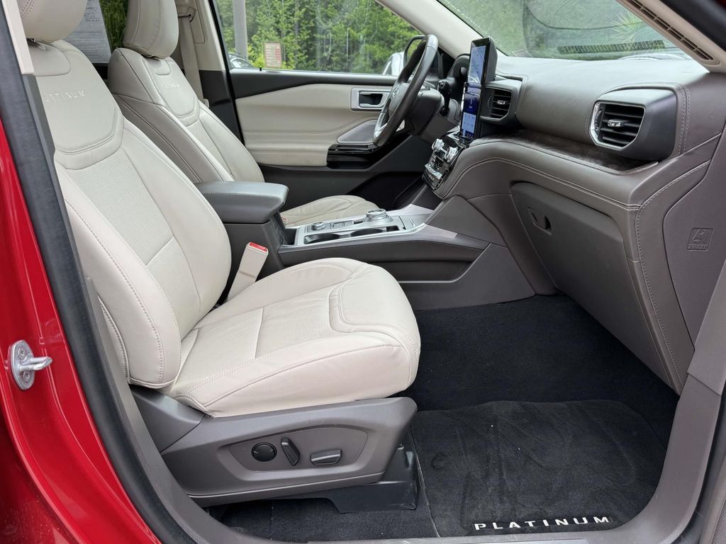 2023 Ford Explorer Platinum - Photo 13