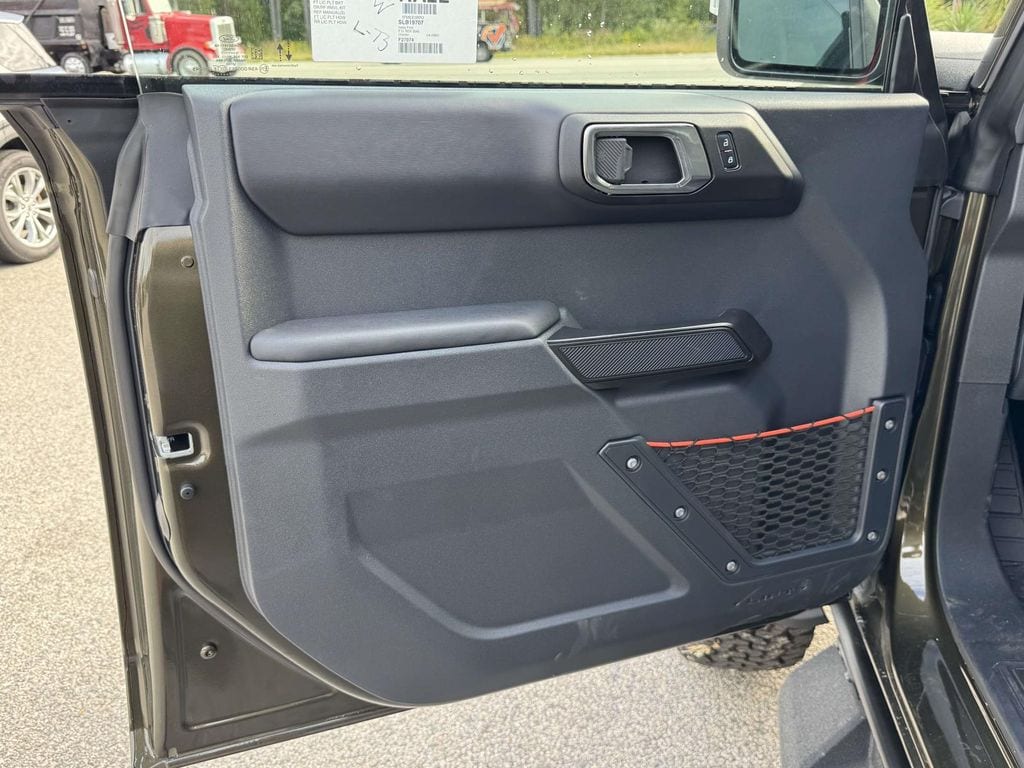 2025 Ford Bronco 4-Door Raptor - Photo 17