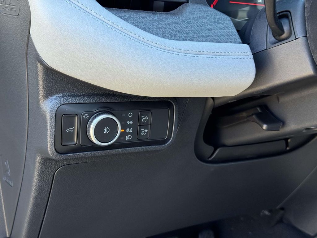 2026 Ford Explorer Platinum - Photo 8