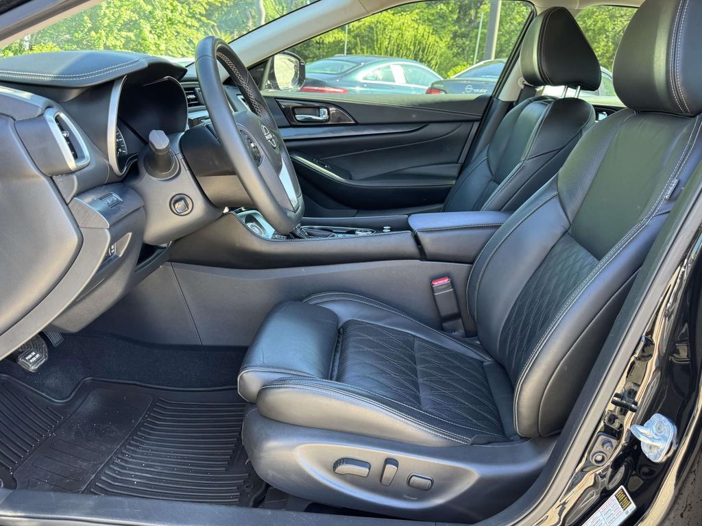2023 Nissan Maxima Platinum - Photo 19