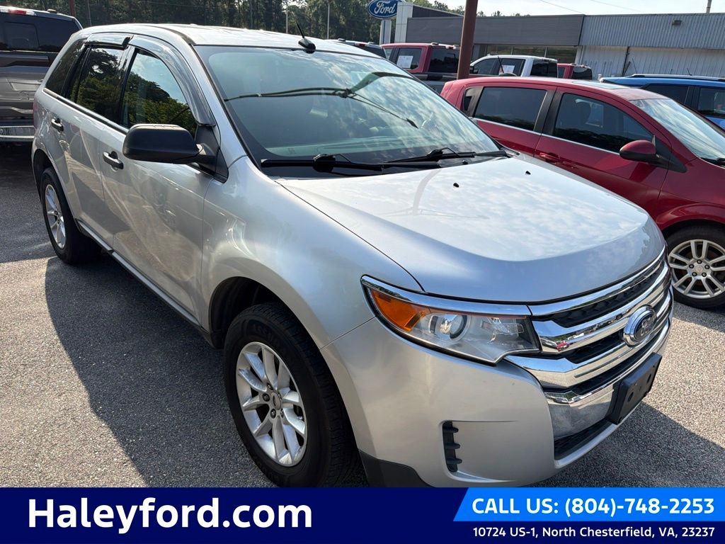 2013 Ford Edge SE's photo