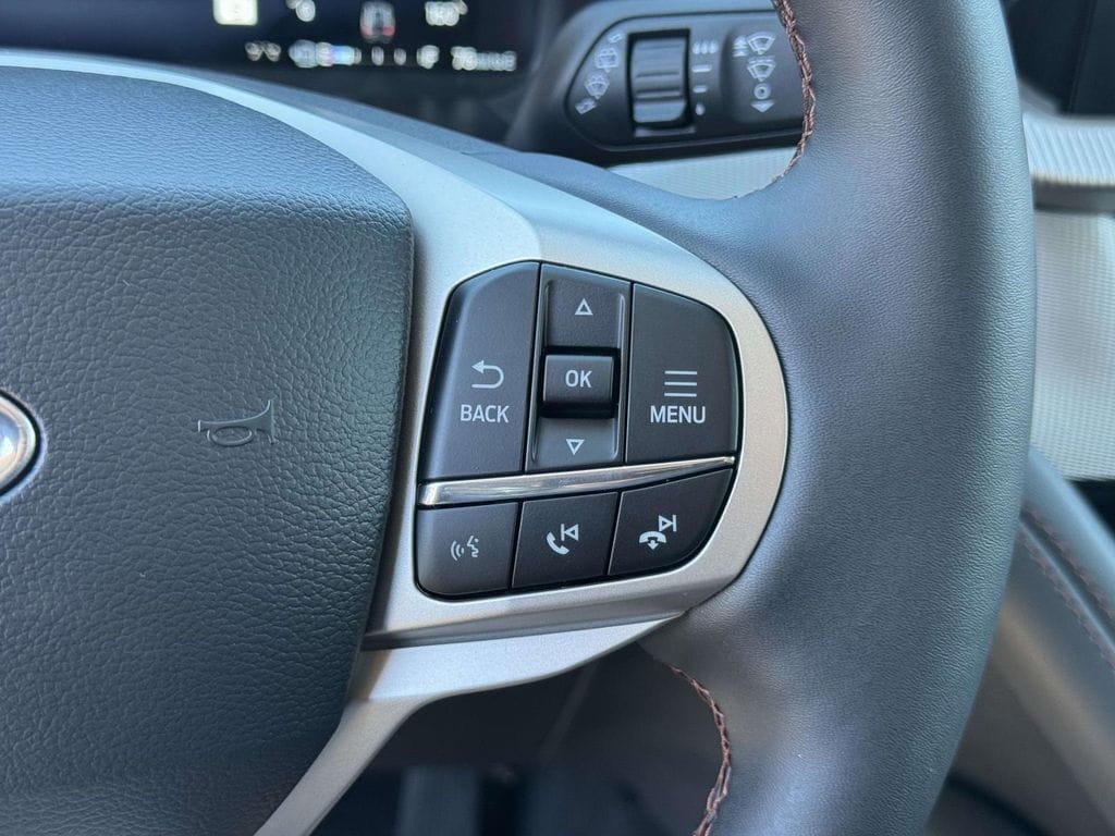 2026 Ford Explorer Active - Photo 10