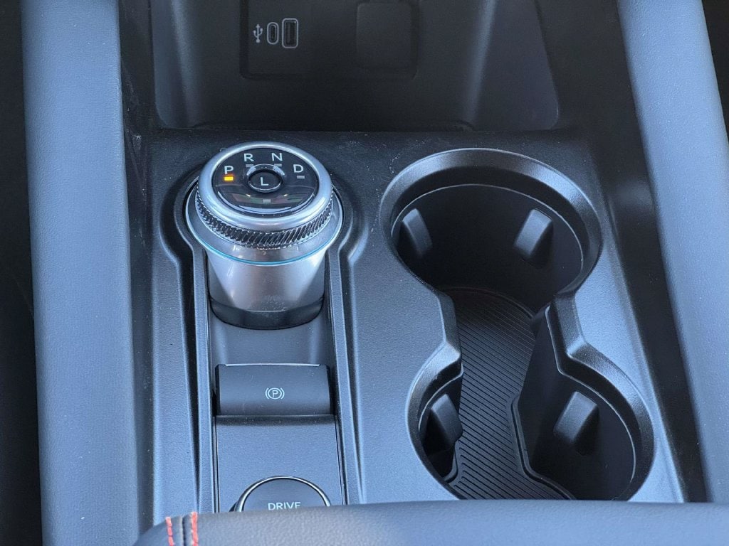 2026 Ford Explorer ST-Line - Photo 6