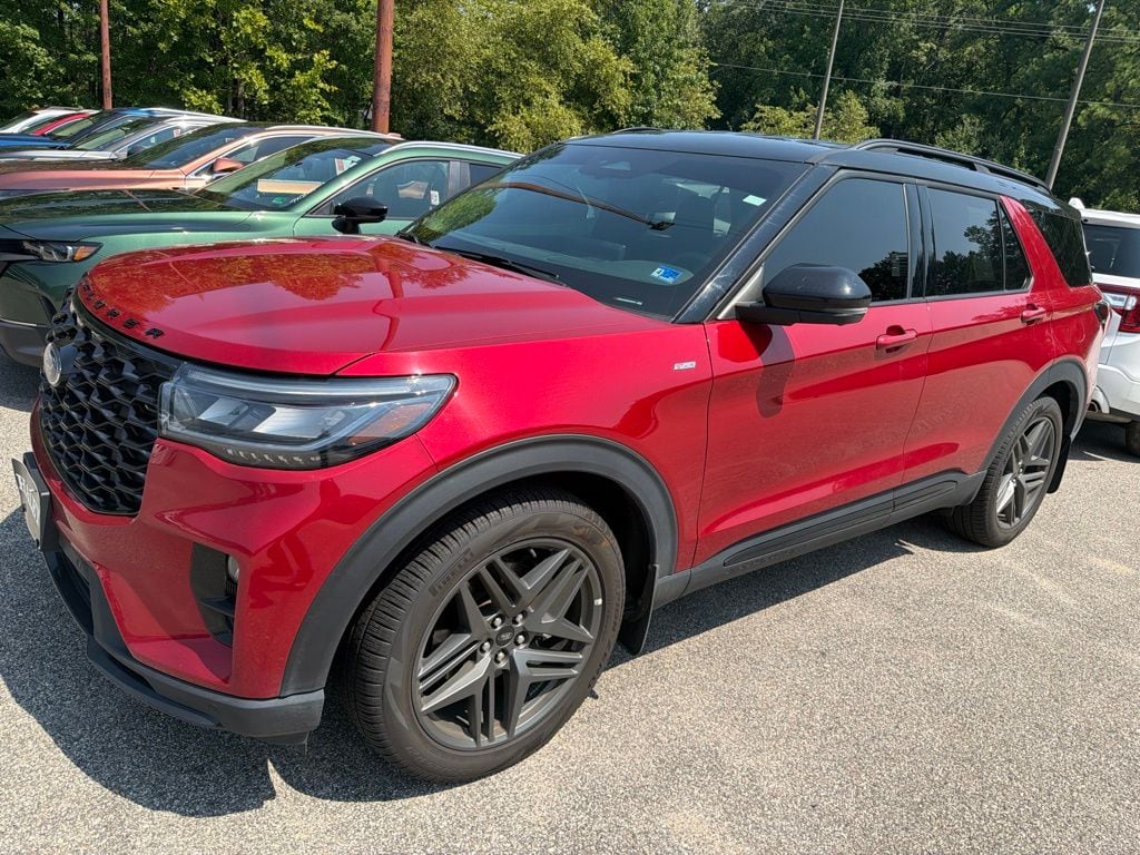 Certified 2025 Ford Explorer ST-Line SUV