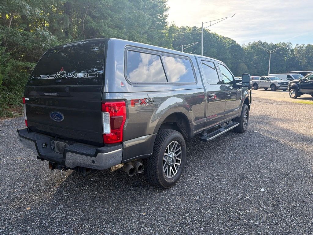 Used 2019 Ford F-250SD Lariat Truck Crew Cab