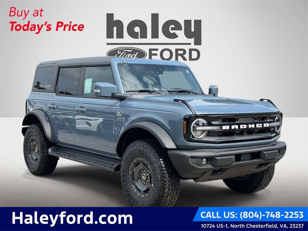 2025 Ford Bronco 4-Door Outer Banks's photo