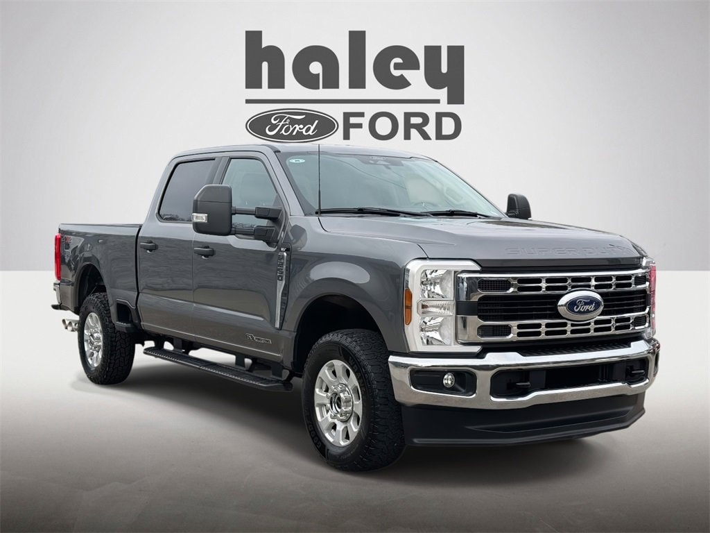 2024 Ford F-250 Super Duty XLT's photo