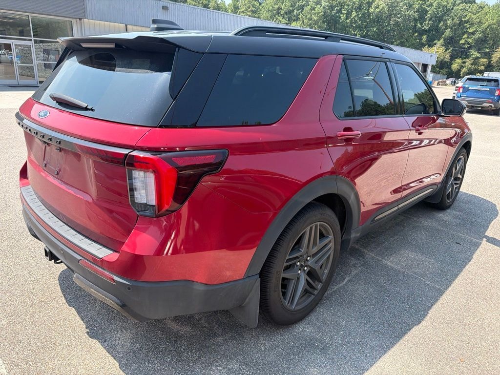 Certified 2025 Ford Explorer ST-Line SUV