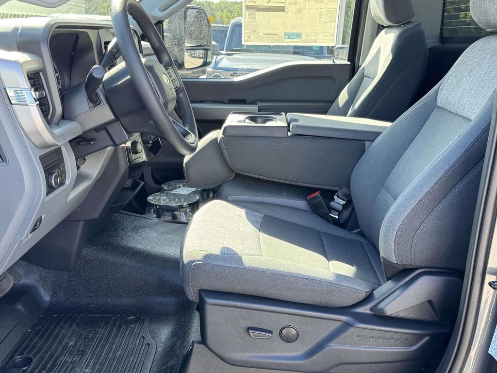 2026 Ford F-350 Super Duty XLT - Photo 20