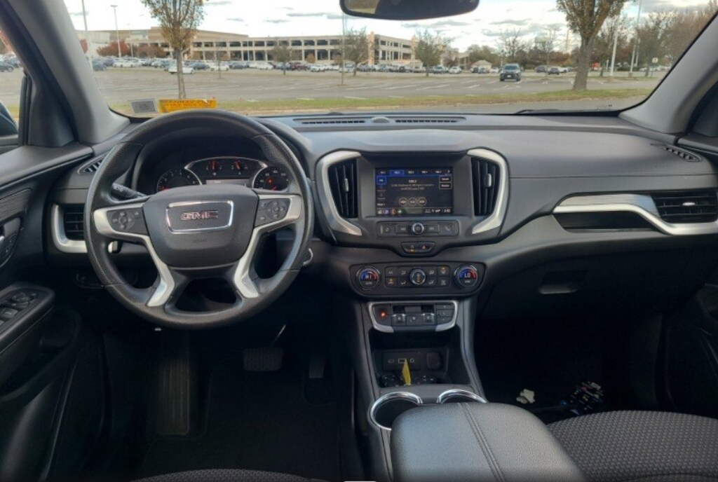 Used 2022 GMC Terrain SLE SUV