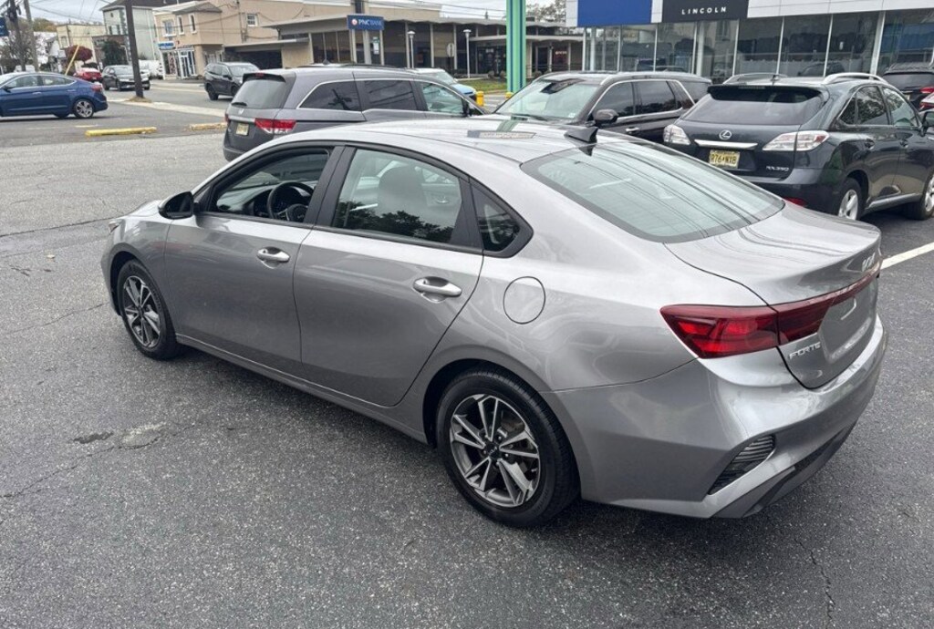 Used 2023 Kia Forte LXS Sedan