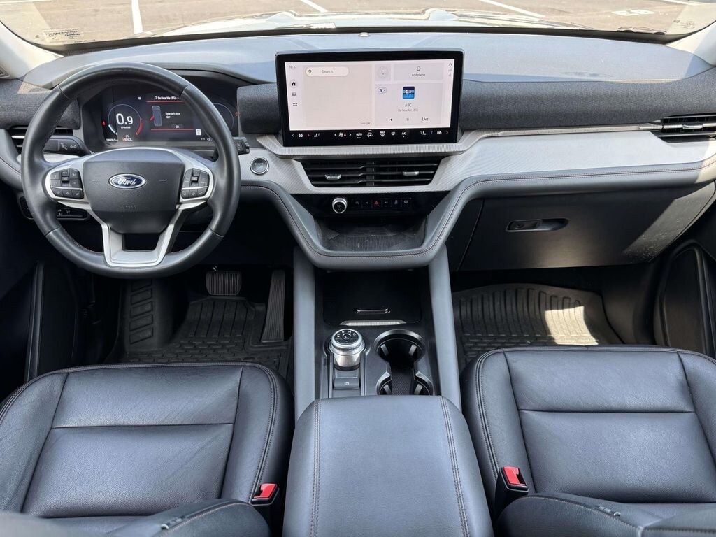 Used 2025 Ford Explorer Active SUV