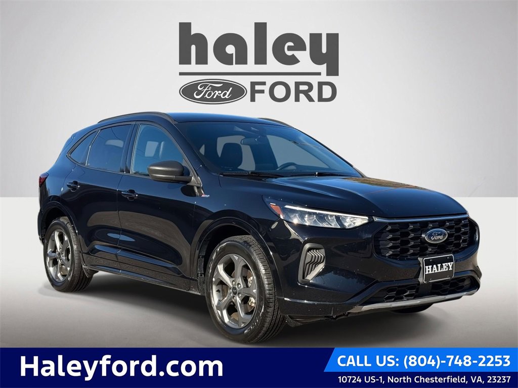 2024 Ford Escape ST-Line's photo