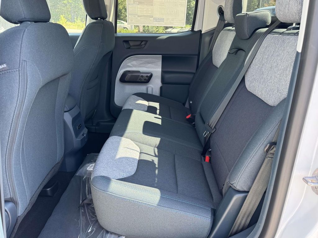 2025 Ford Maverick XLT - Photo 15
