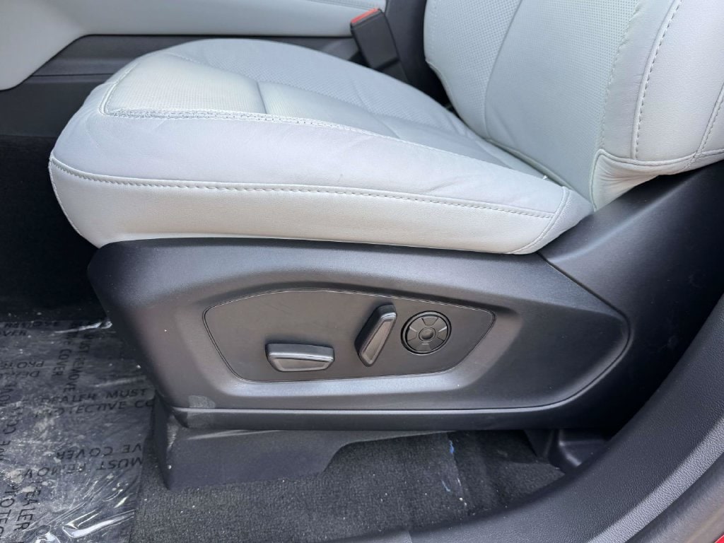 2026 Ford Explorer Platinum - Photo 18