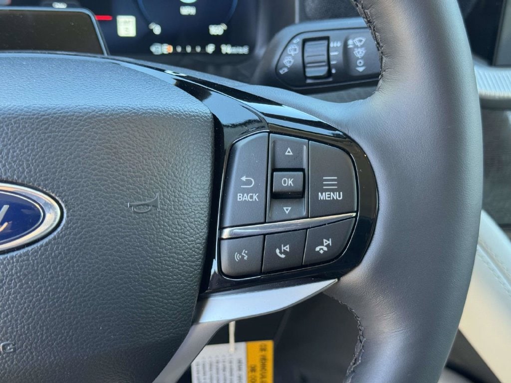 2026 Ford Explorer Platinum - Photo 11