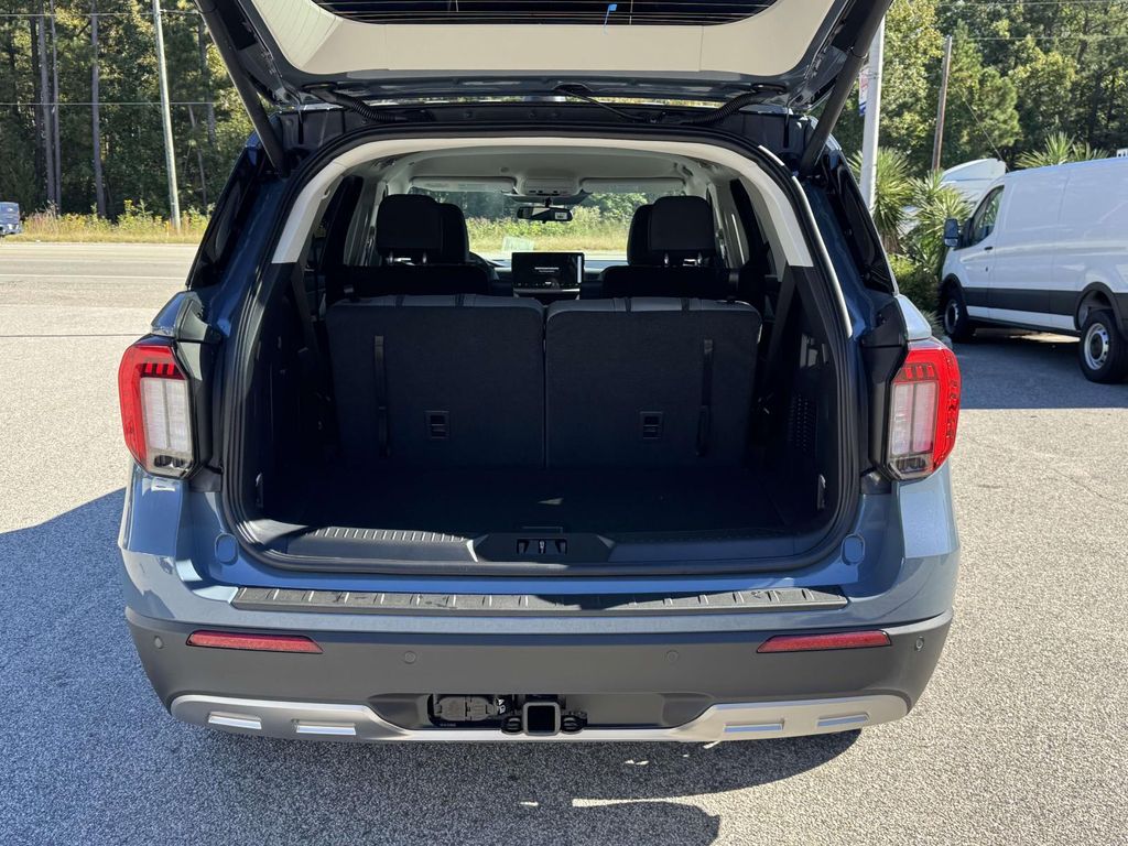 2026 Ford Explorer Active - Photo 14