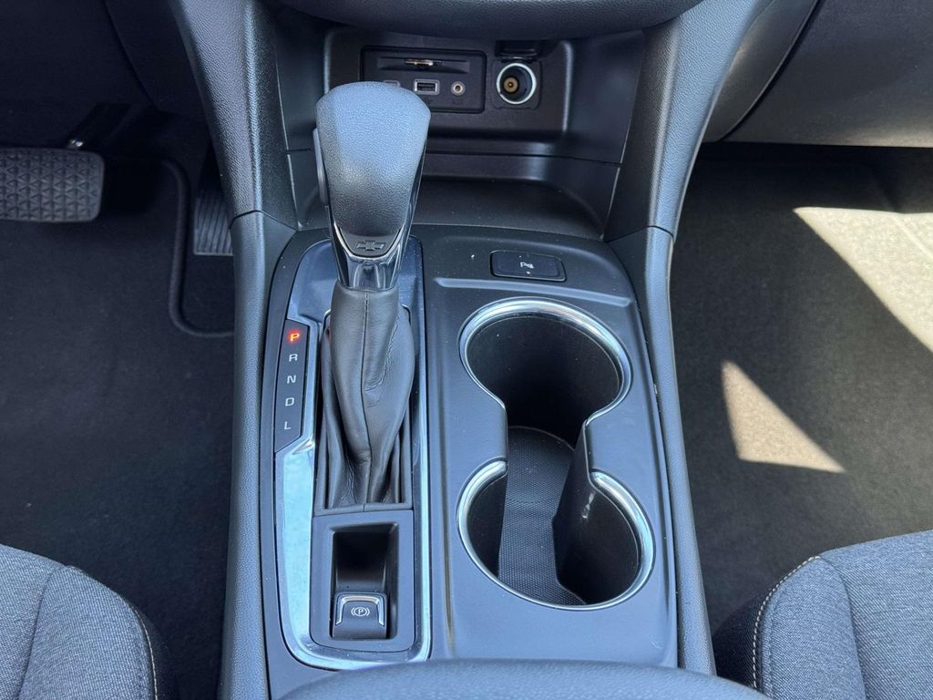 2024 Chevrolet Equinox LT - Photo 6