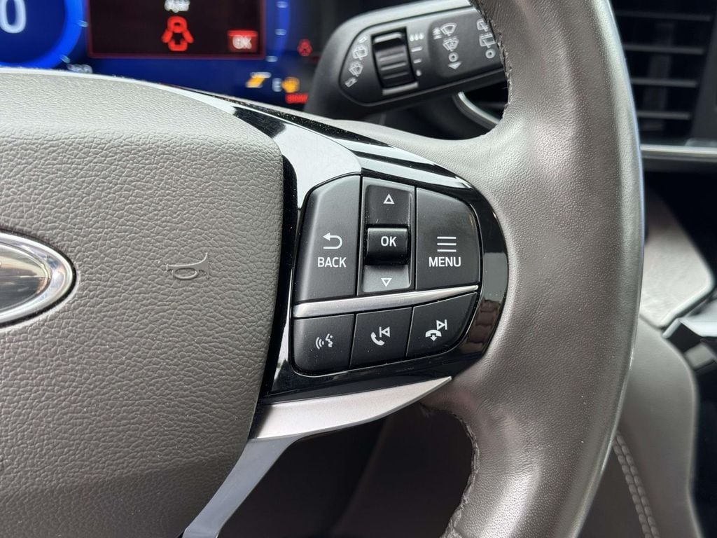 2023 Ford Explorer Platinum - Photo 11