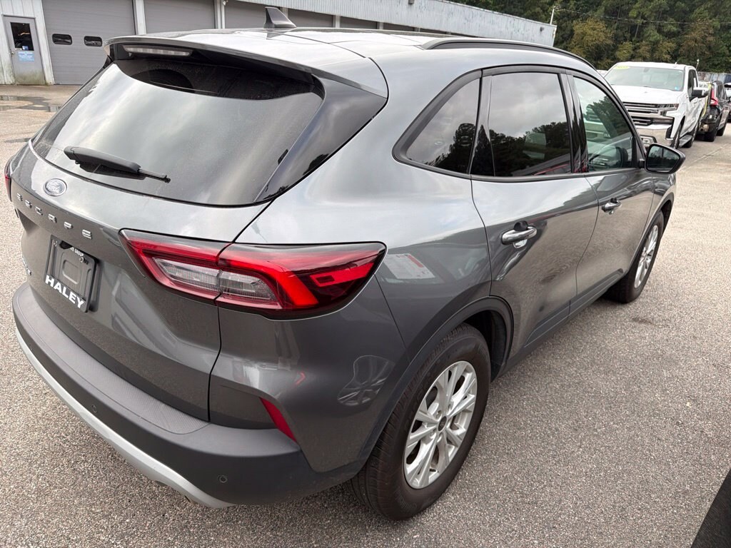 Certified 2025 Ford Escape Active SUV