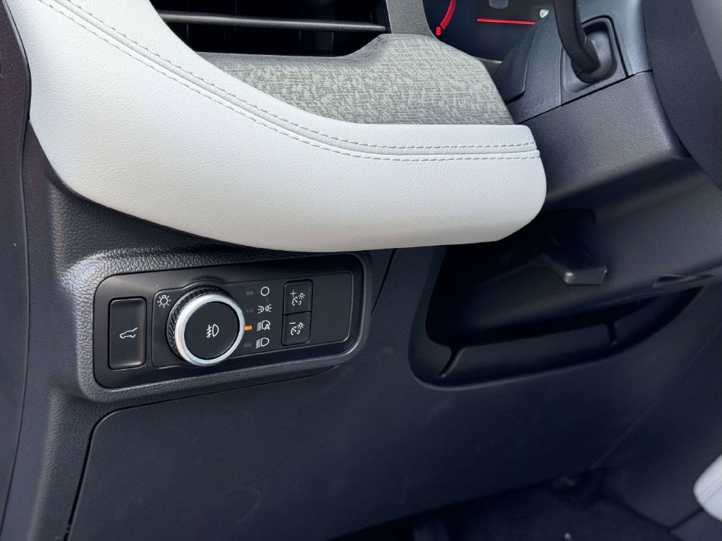 2026 Ford Explorer Platinum - Photo 8