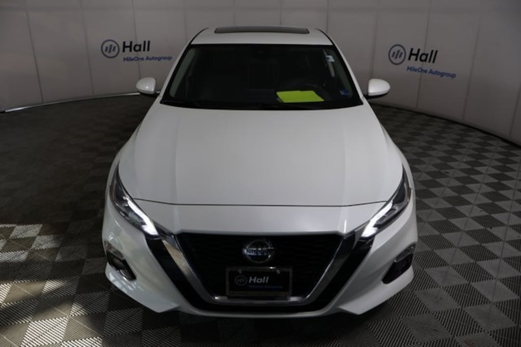 Used 2022 Nissan Altima 2.5 SL Sedan
