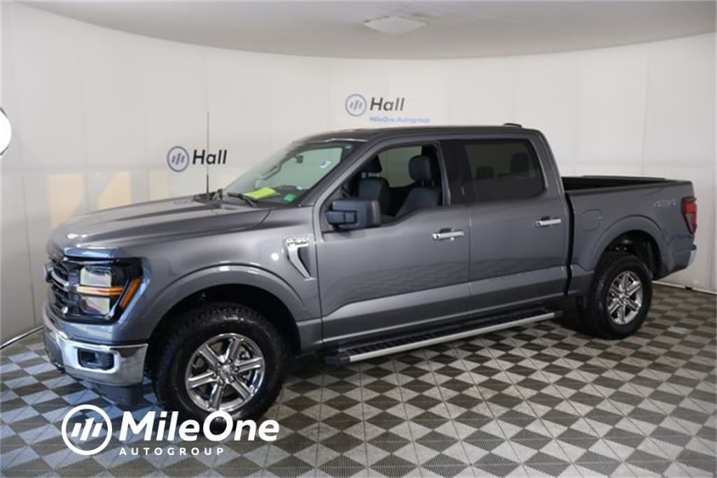 2025 Ford F-150 XLT's photo