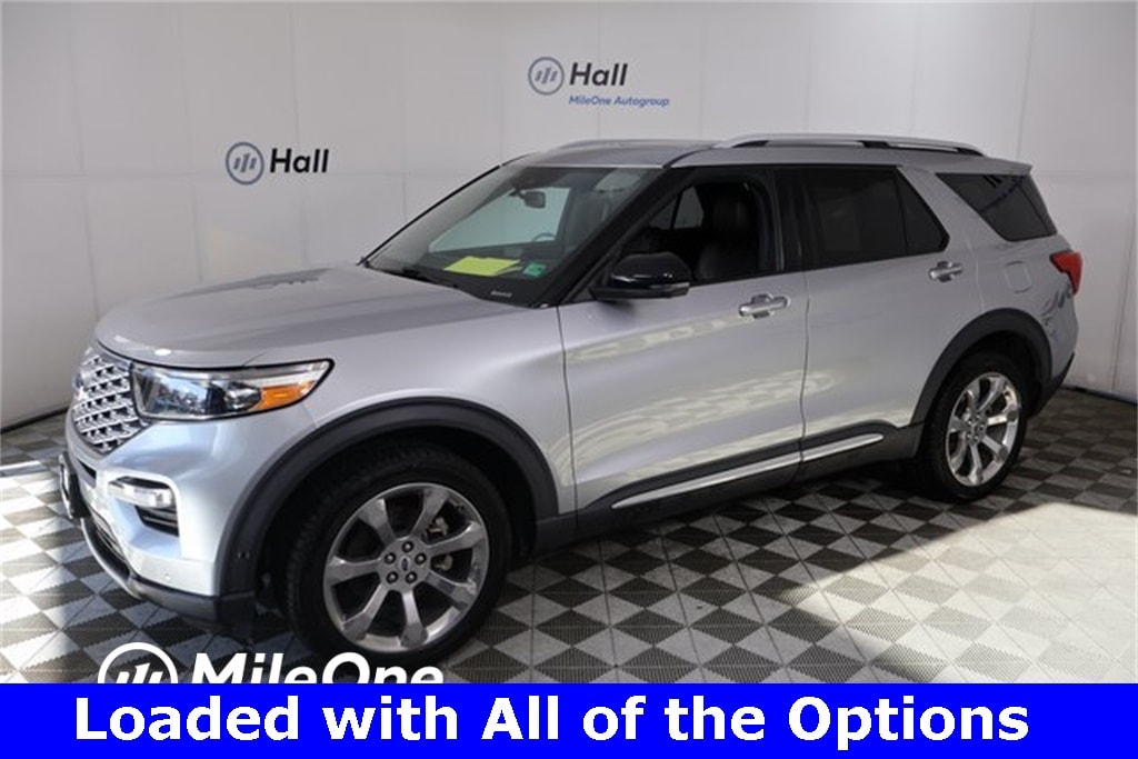 2020 Ford Explorer Platinum's photo