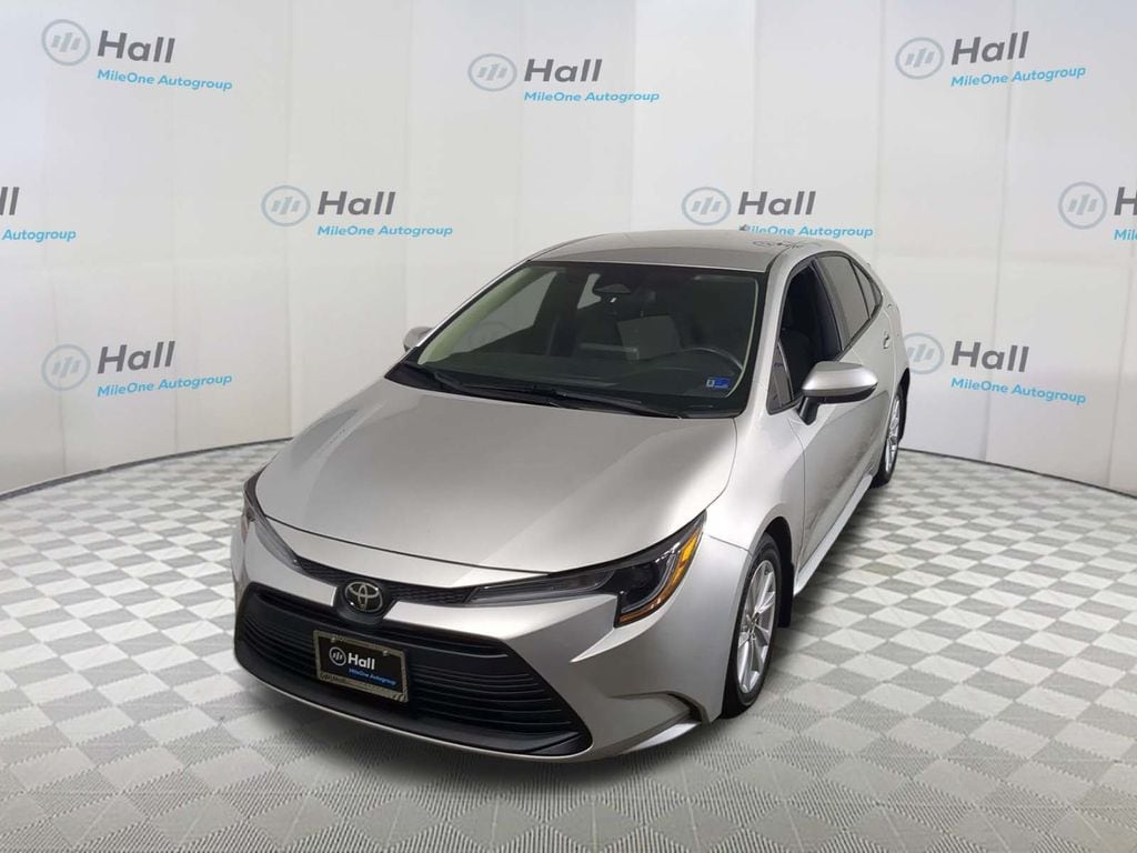 Used 2025 Toyota Corolla LE Sedan