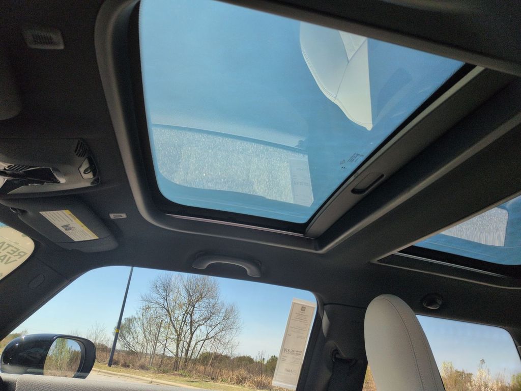 2025 MINI Hardtop 2 Door S - Photo 17