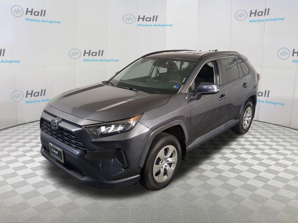 Used 2019 Toyota RAV4 LE SUV