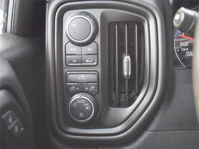 2023 Chevrolet Silverado 1500 Custom - Photo 12