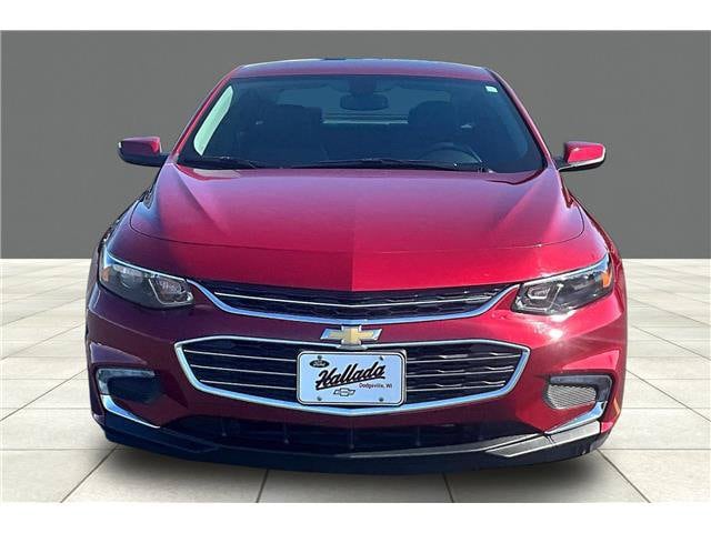 Used 2017 Chevrolet Malibu 1LT with VIN 1G1ZE5ST4HF141037 for sale in Dodgeville, WI