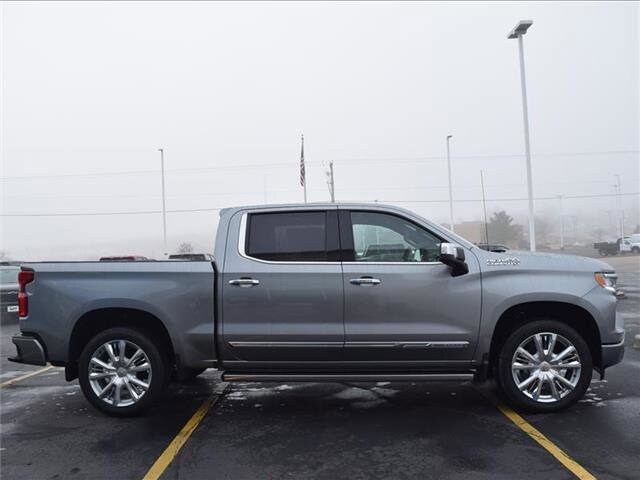 2026 Chevrolet Silverado 1500 High Country photo 2