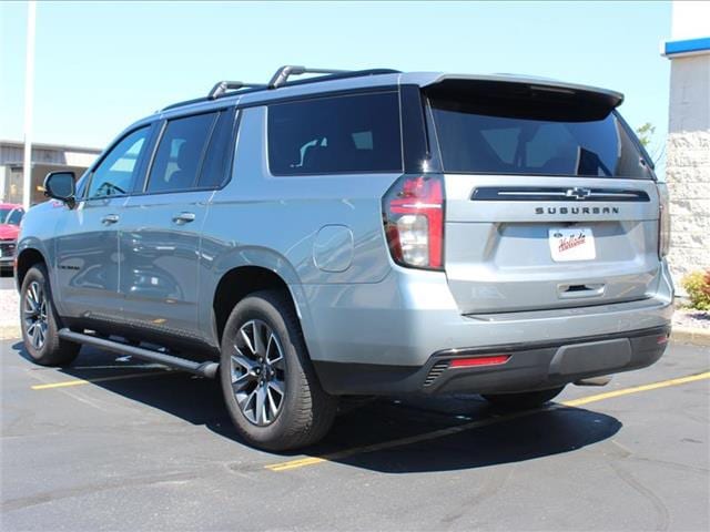 2023 Chevrolet Suburban Z71 - Photo 7