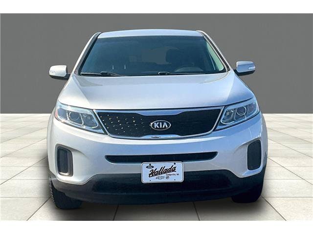 Used 2015 Kia Sorento LX with VIN 5XYKTCA65FG568963 for sale in Dodgeville, WI