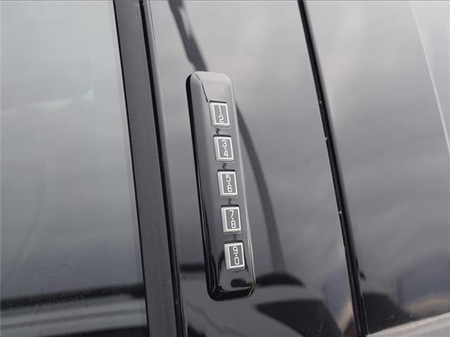 2024 Ford F-150 Raptor photo 4