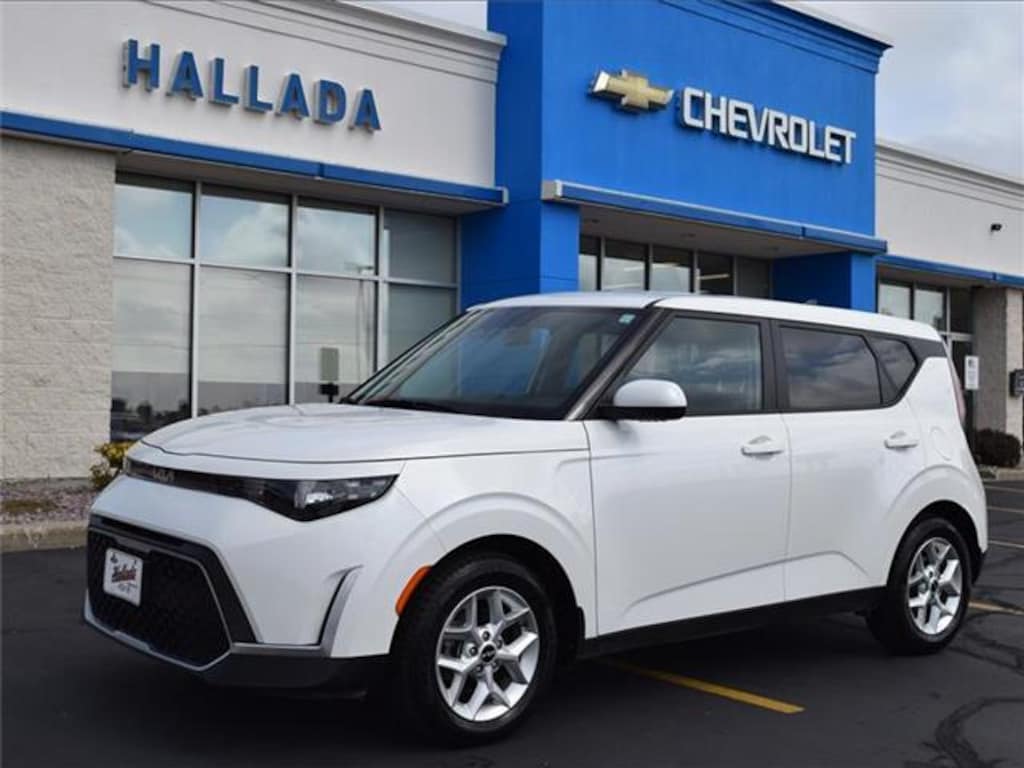 Used 2023 Kia Soul LX Hatchback