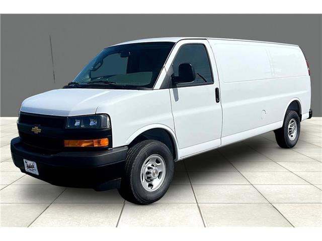 2026 Chevrolet Express 2500 Extended Work Van HD's photo
