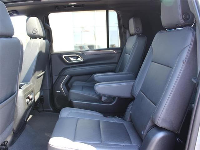 2023 Chevrolet Suburban Z71 - Photo 34