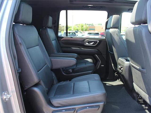2023 Chevrolet Suburban Z71 - Photo 38