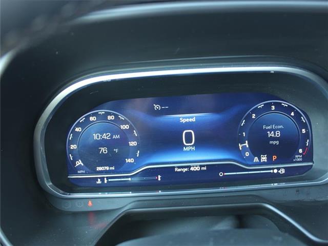 2023 Chevrolet Suburban Z71 - Photo 12