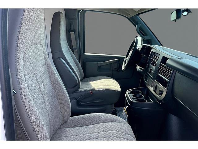 2026 Chevrolet Express Cargo Work Van - Photo 11