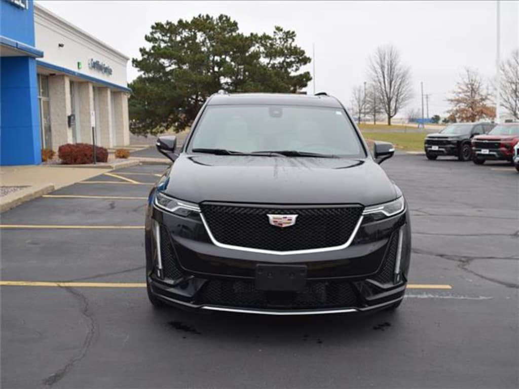 Used 2023 CADILLAC XT6 Sport SUV