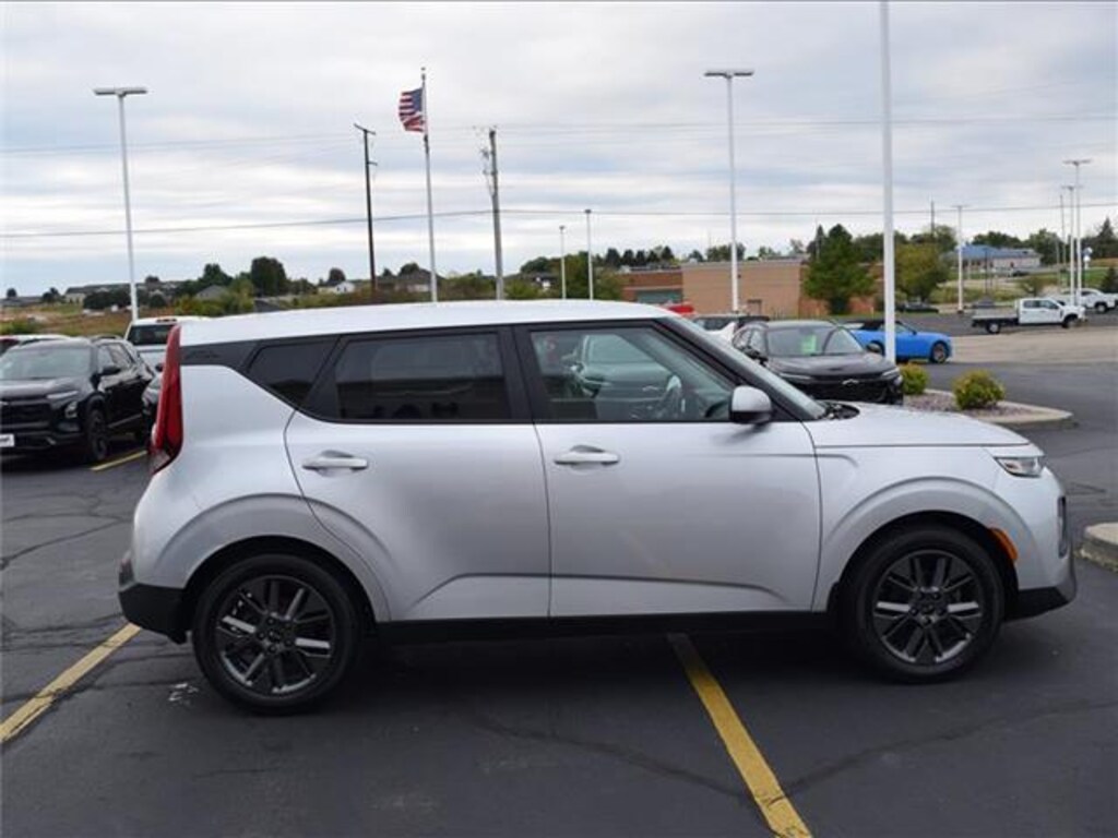 Used 2021 Kia Soul S Hatchback