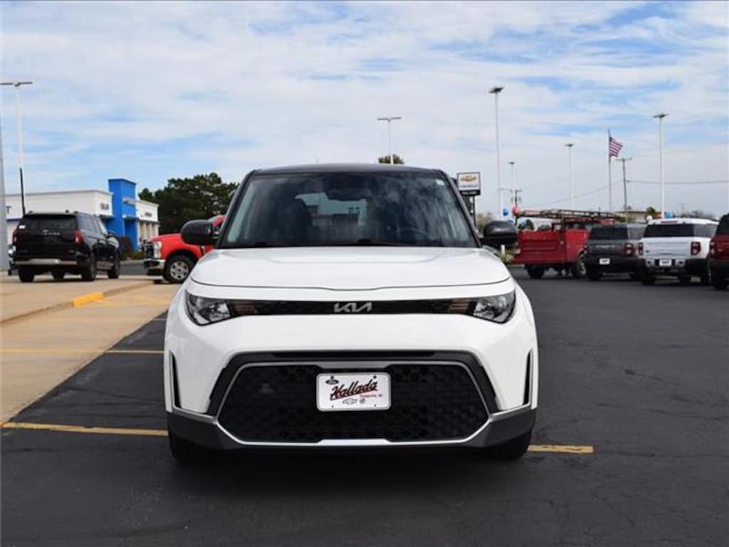 Used 2023 Kia Soul S Hatchback