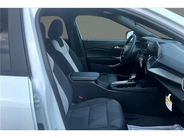 2026 Chevrolet Trax RS - Photo 11
