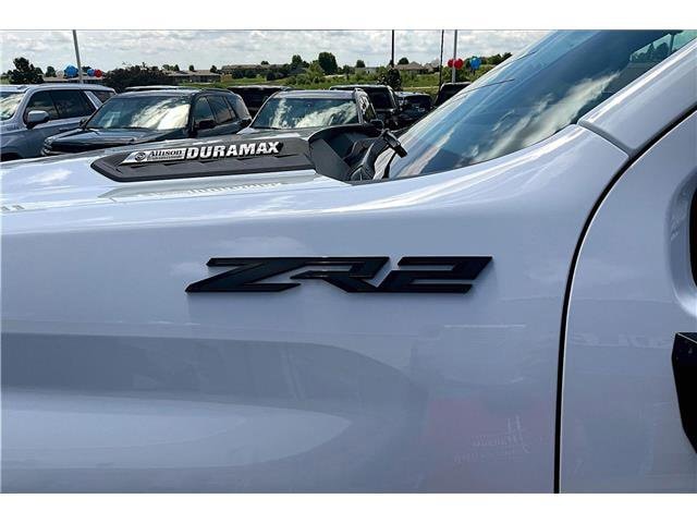 2026 Chevrolet Silverado 2500 HD ZR2 - Photo 9
