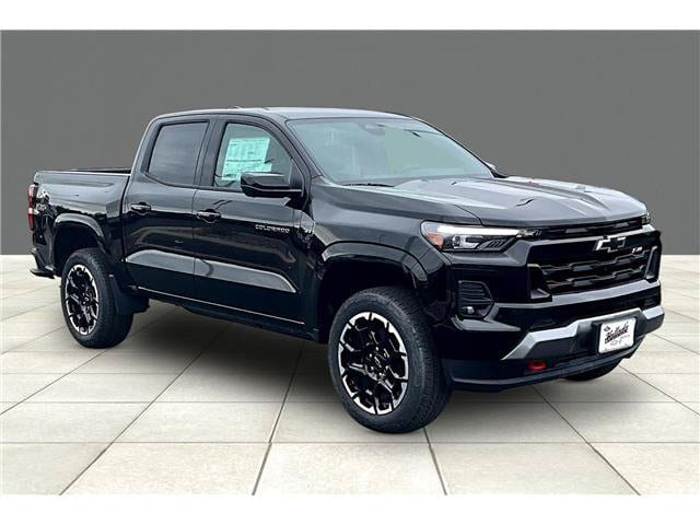 2026 Chevrolet Colorado Z71 - Photo 2