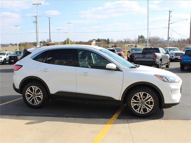 2022 Ford Escape SEL photo 4